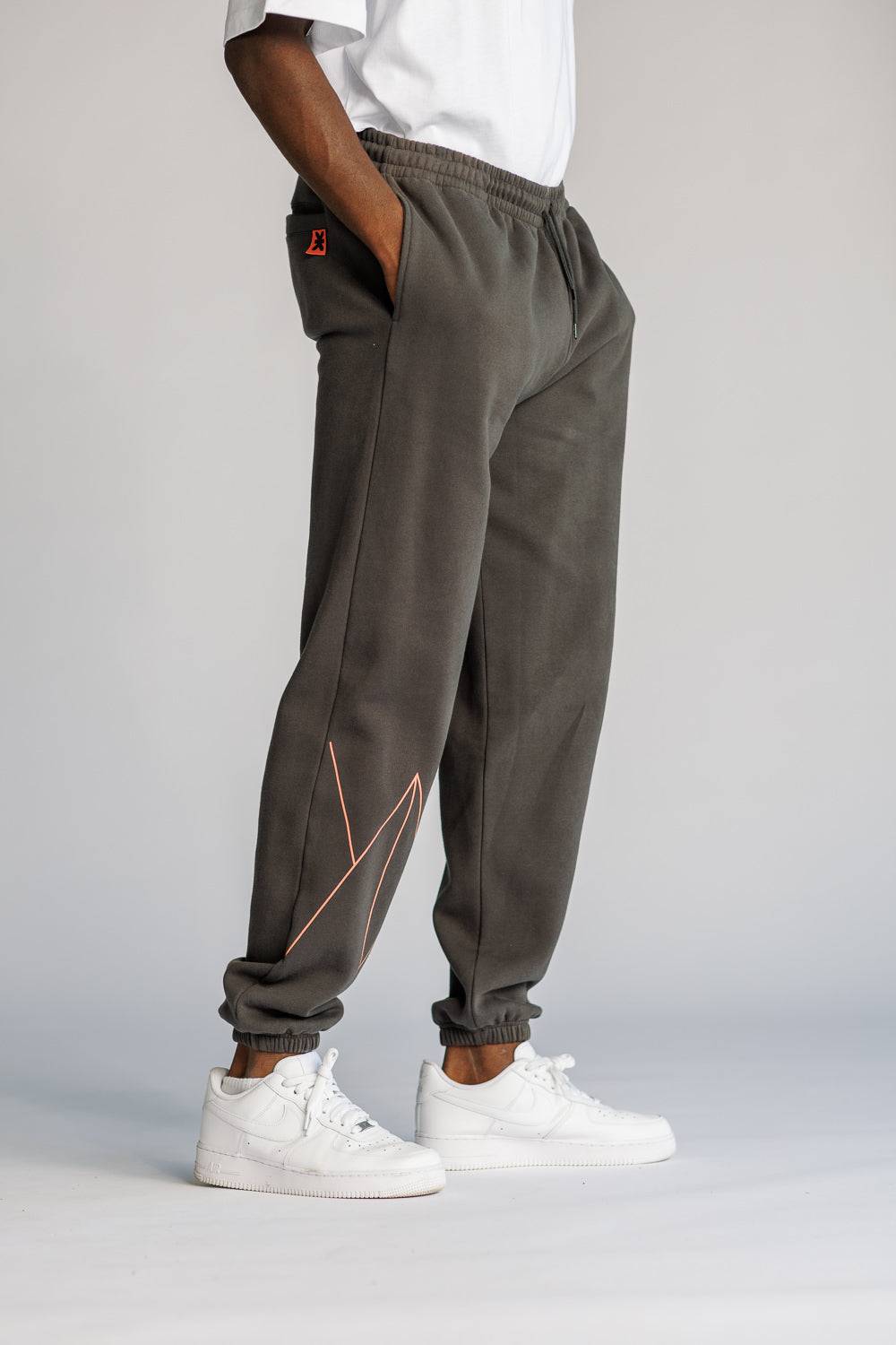 Karo Kauer Jogger Pants Graphit Kostenloser Versand international