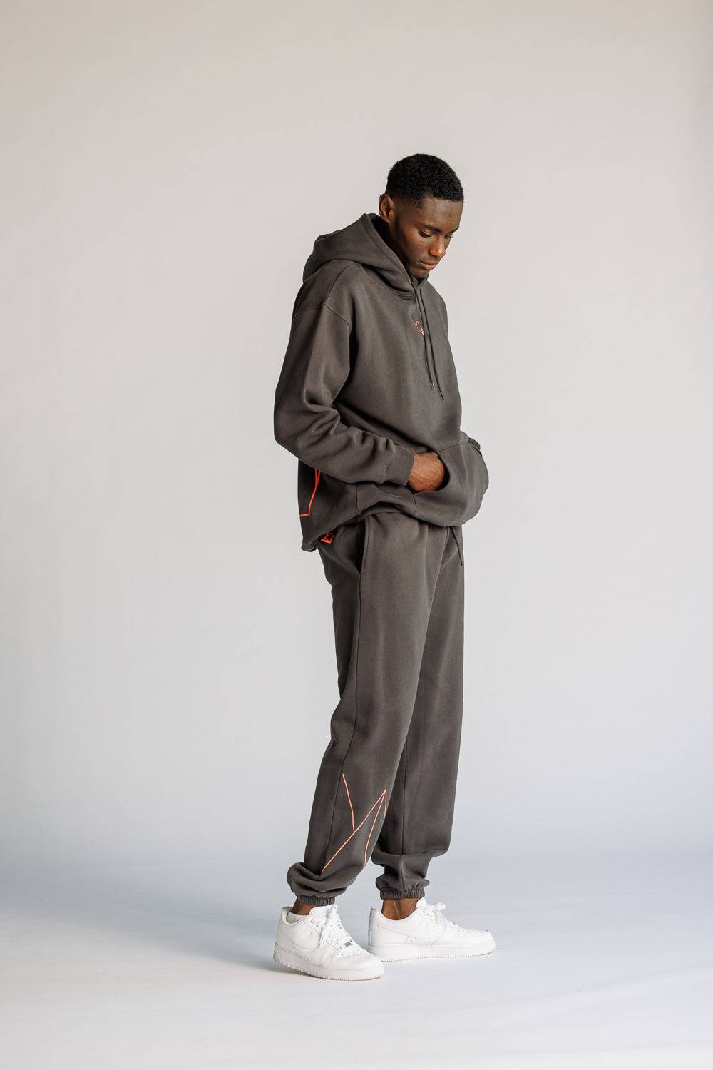 Karo Kauer Jogger Pants Graphit Kostenloser Versand international