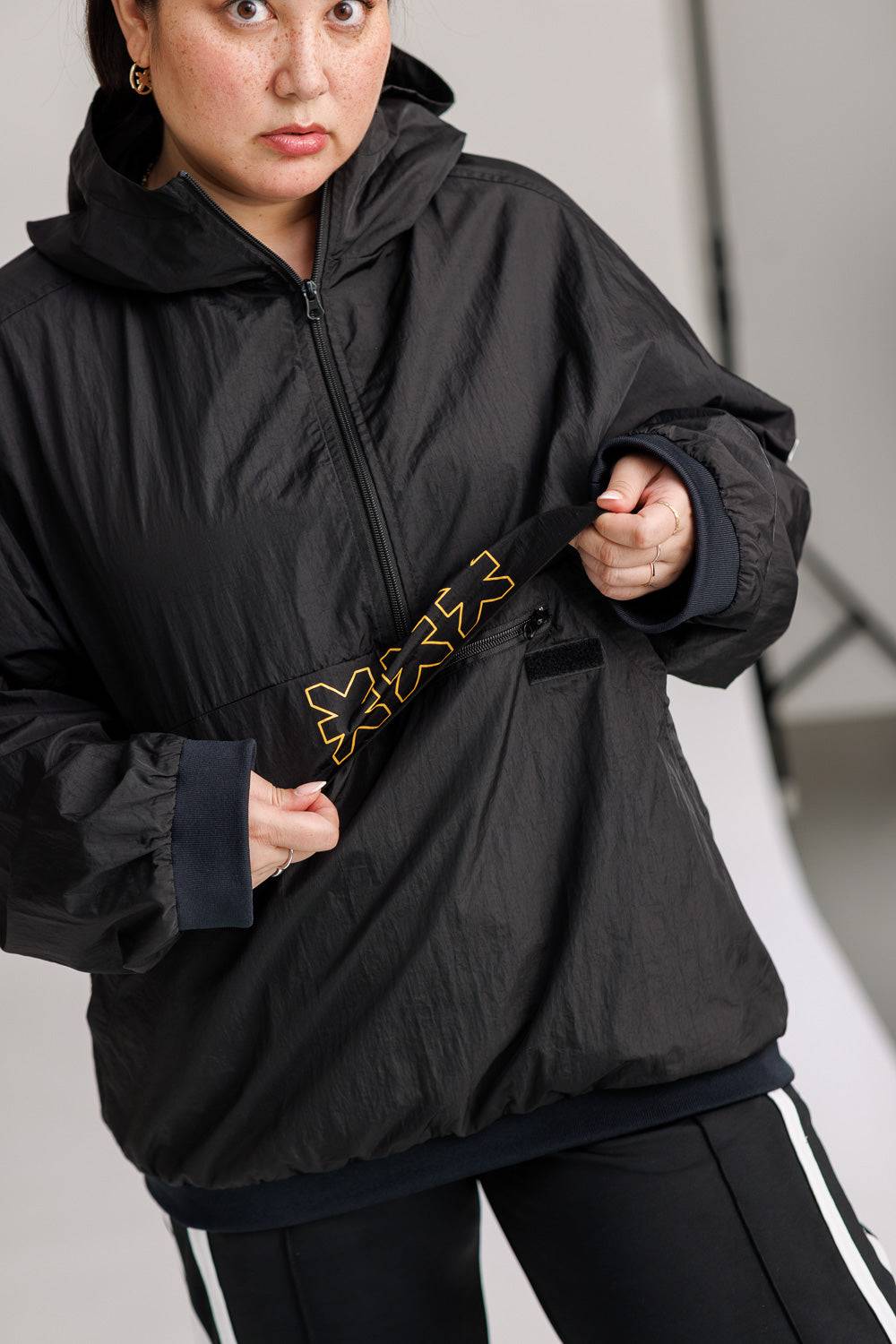 Karo Kauer Windbreaker Black Begrenzte Freigabe