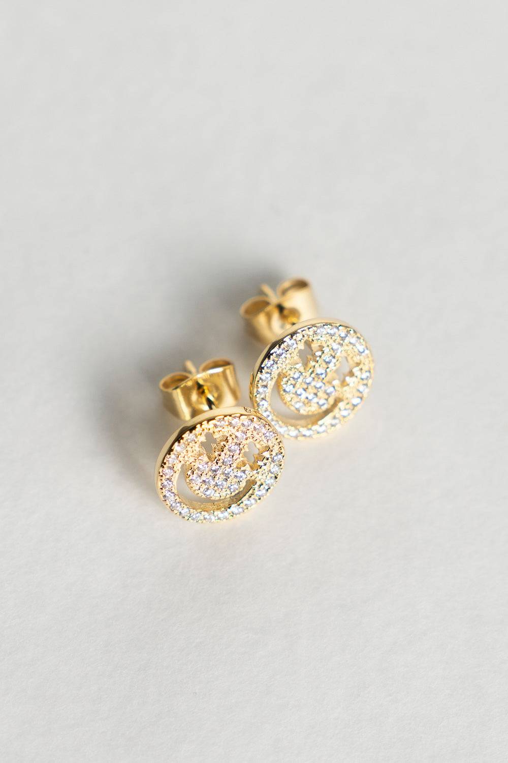 Karo Kauer Smile Studs Sparkle Gold Heißer Verkauf