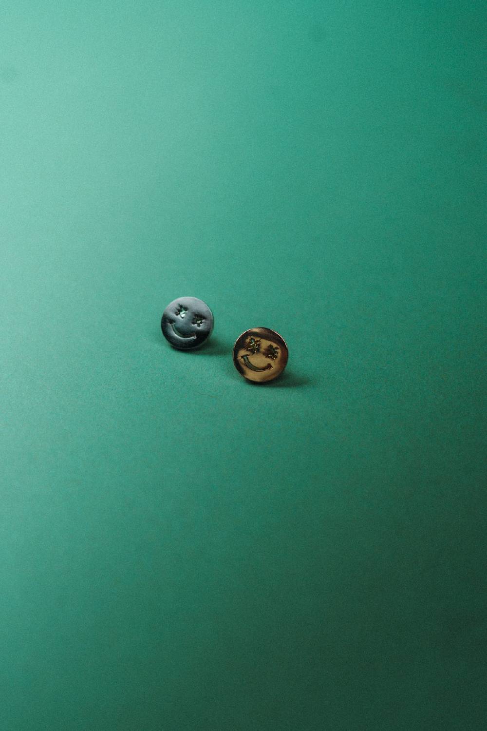Karo Kauer Pin Gold Riesige Ersparnisse