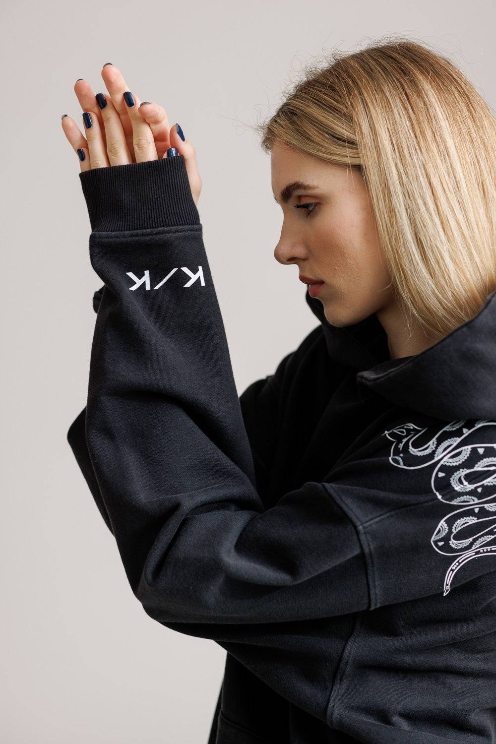Karo Kauer Hoodie Faded Black Große Rabatte