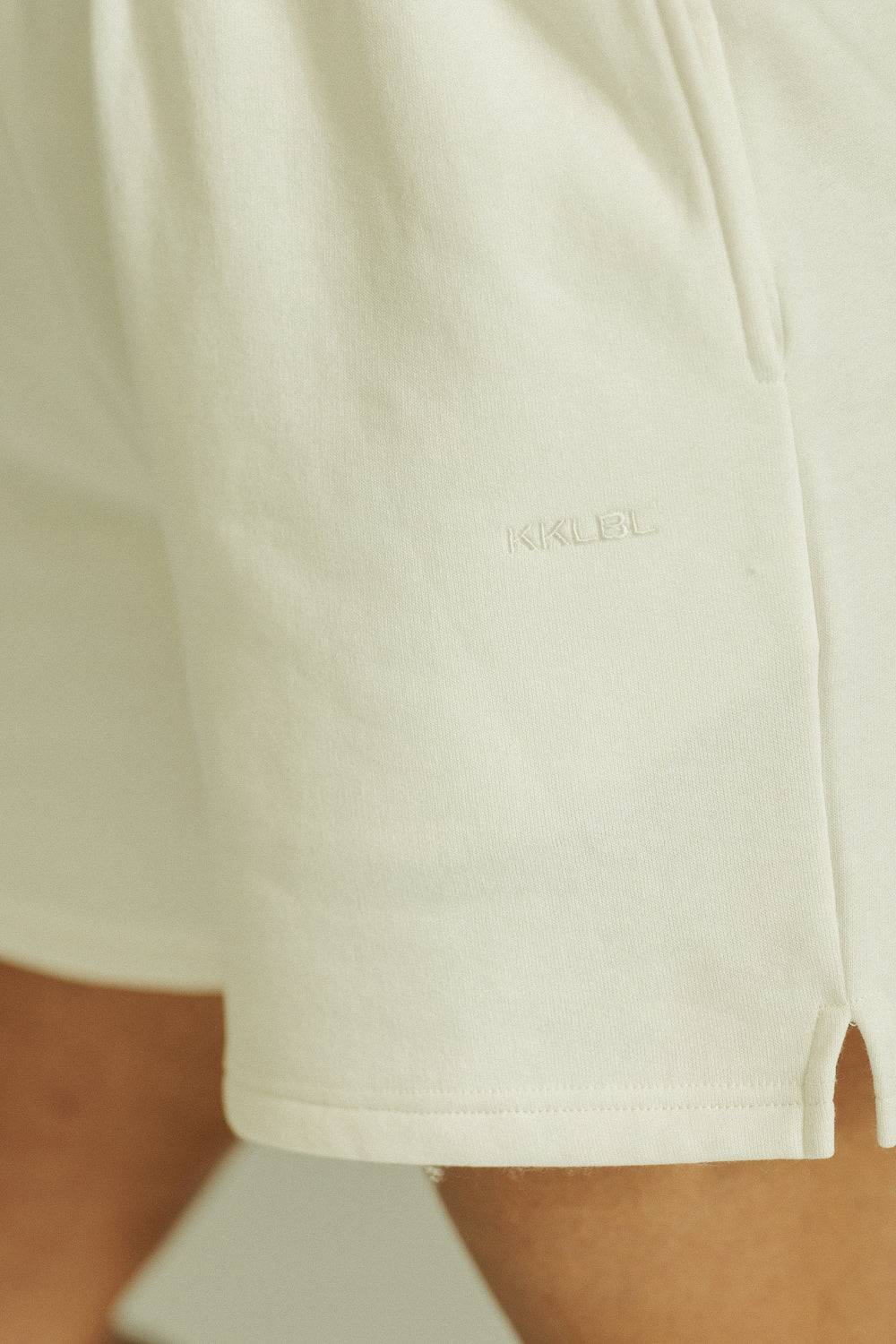 Karo Kauer Jogger Shorts Sandshell Kauf eins, bekomm eins gratis