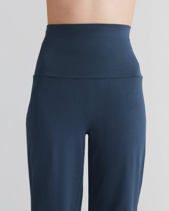 Leela Cotton 1726-048 | Damen Hose mit Umschlagbund - Navy Lagerräumung