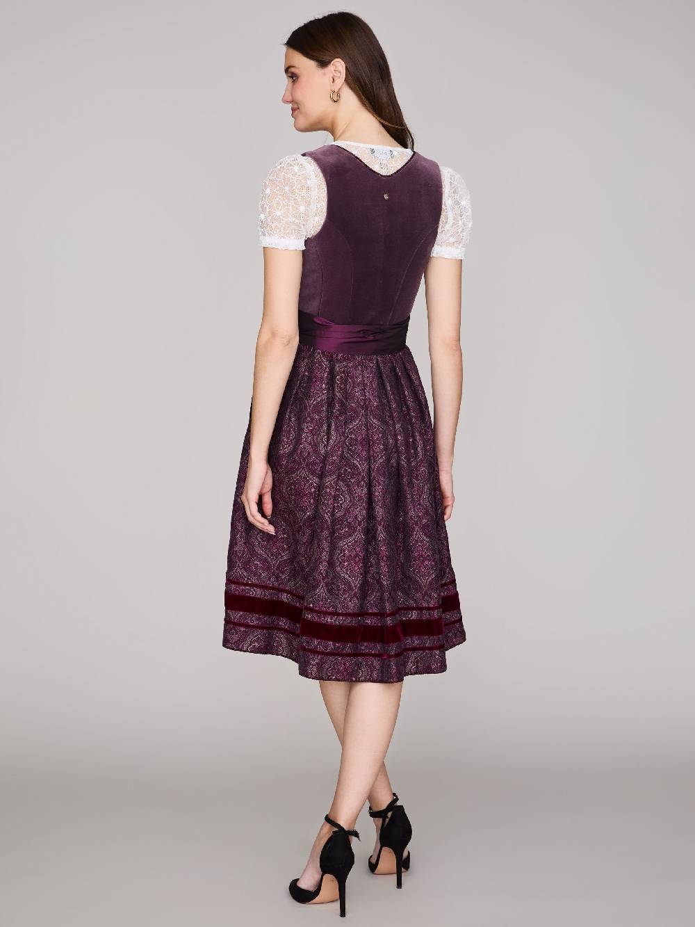 Limberry Pflaumenfarbenes Samtdirndl mit Zierschnalle - SARAH PLUME Online Outlet