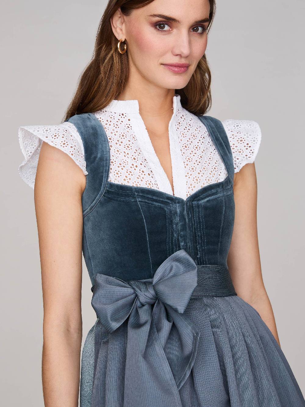 Limberry Blaues Samtdirndl mit Schnursteppung - NELLIE VELVET CLOUD Kauf eins, bekomm eins gratis