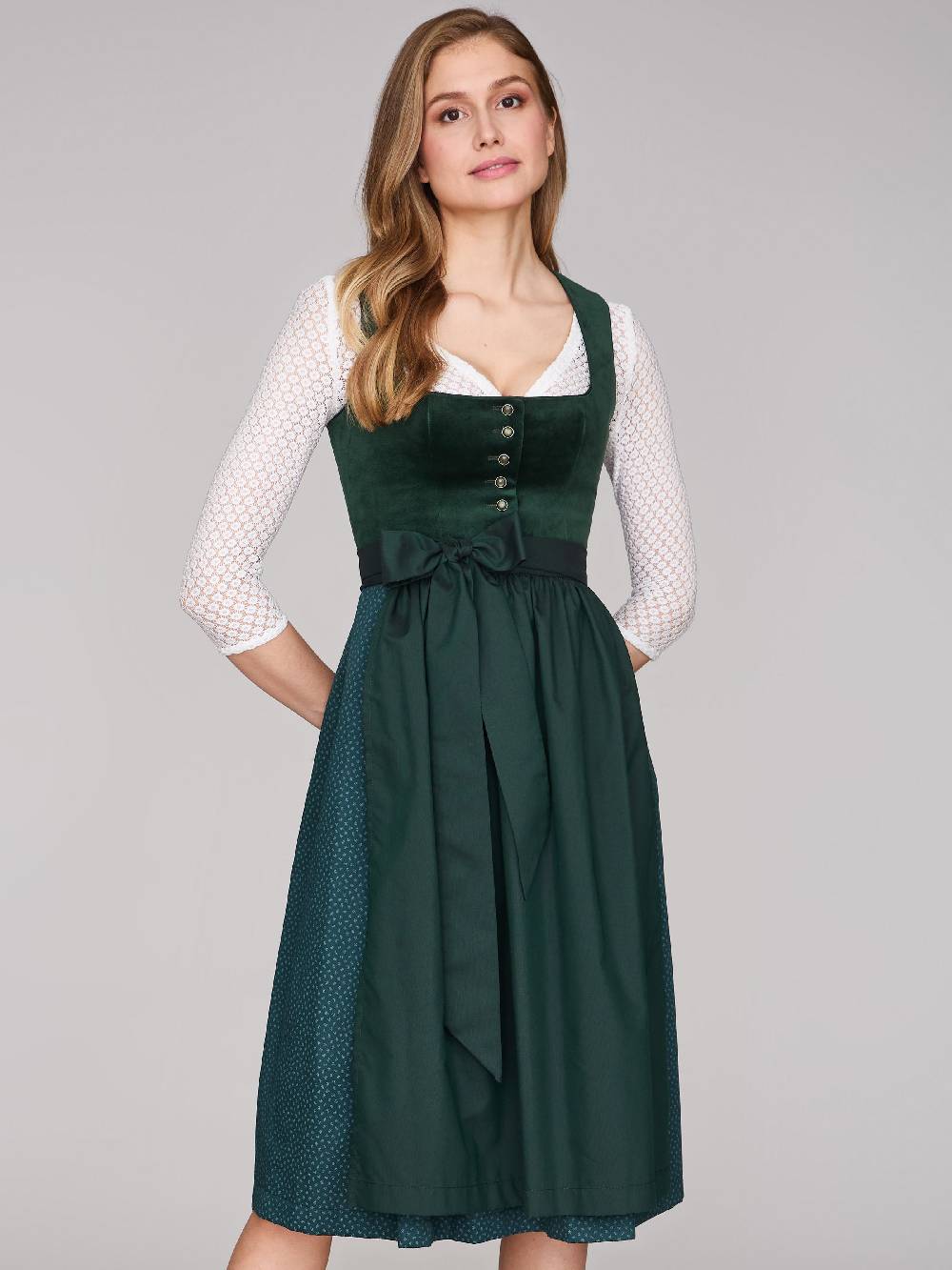Limberry Dunkelgrünes Samt-Dirndl mit Knöpfen - LUCINDA PINE GROVE Speichern exportieren