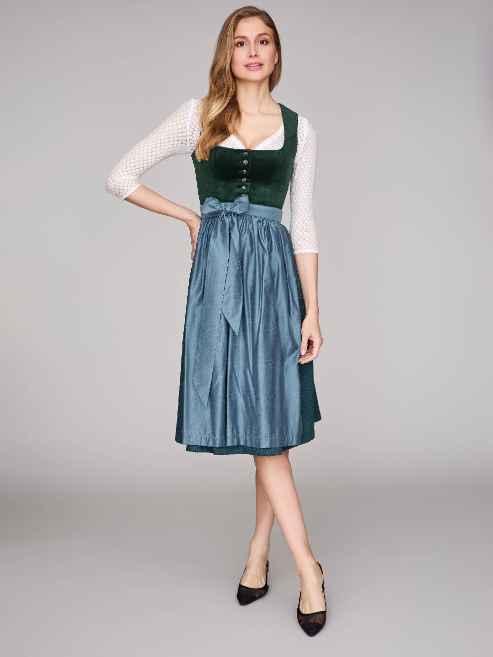 Limberry Dunkelgrünes Samt-Dirndl mit Knöpfen - LUCINDA PINE GROVE Speichern exportieren