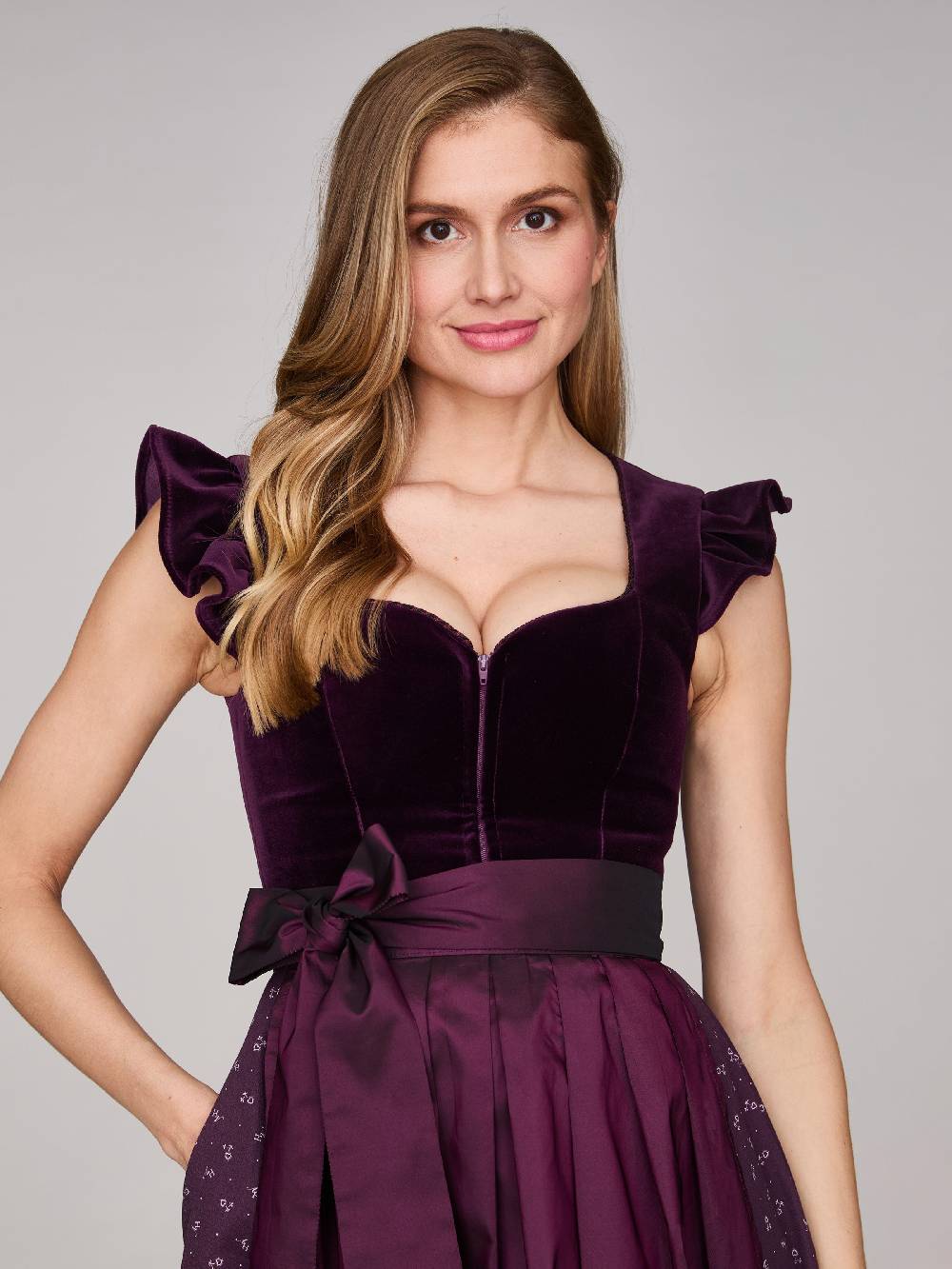 Limberry Samtdirndl in Aubergine mit abknöpfbarem Arm - MELISSA AUBERGINE Online
