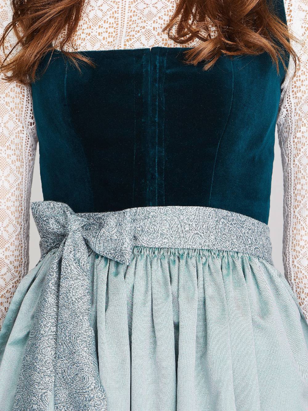 Limberry Mintfarbenes Dirndl mit Samt-Mieder - MIMI im Angebot