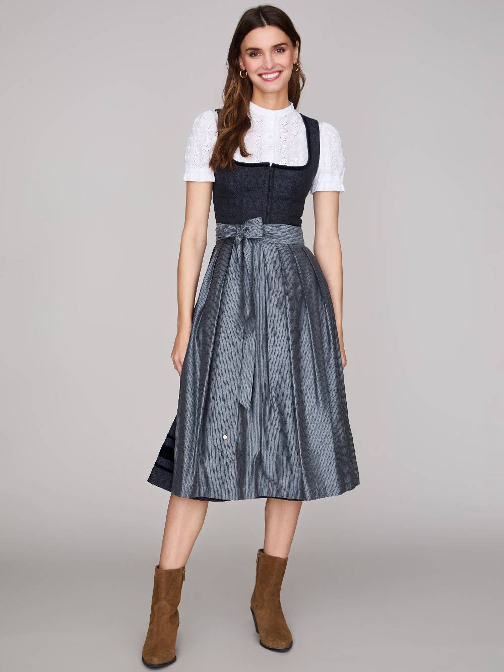 Limberry Dunkelblaues Dirndl mit Ornament-Muster - FRANZI Günstiger Verkauf