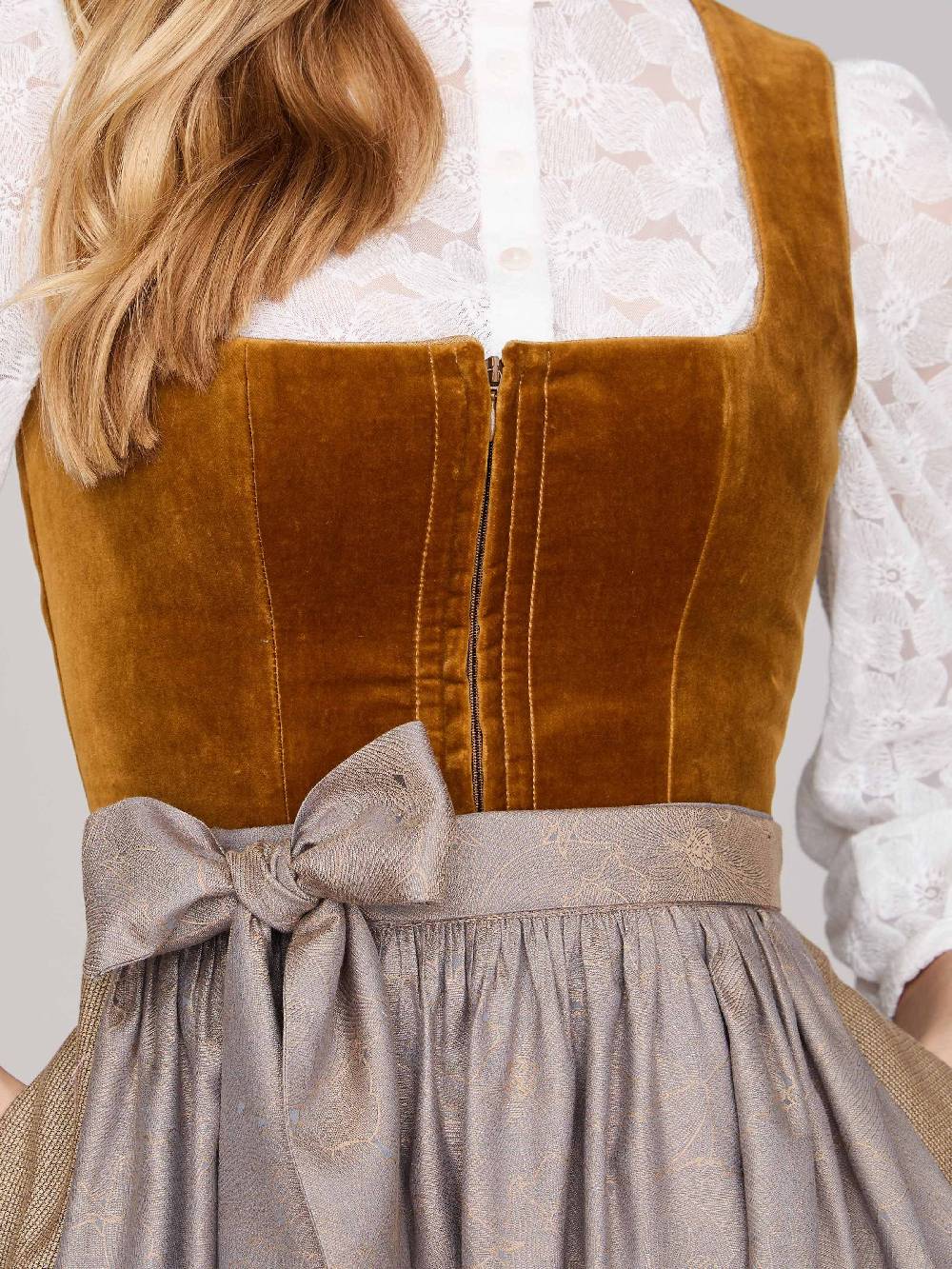 Limberry Karamell-farbenes Dirndl mit Samt-Mieder - ROMEE GOLDEN BROWN Limitierter Zeitrabatt