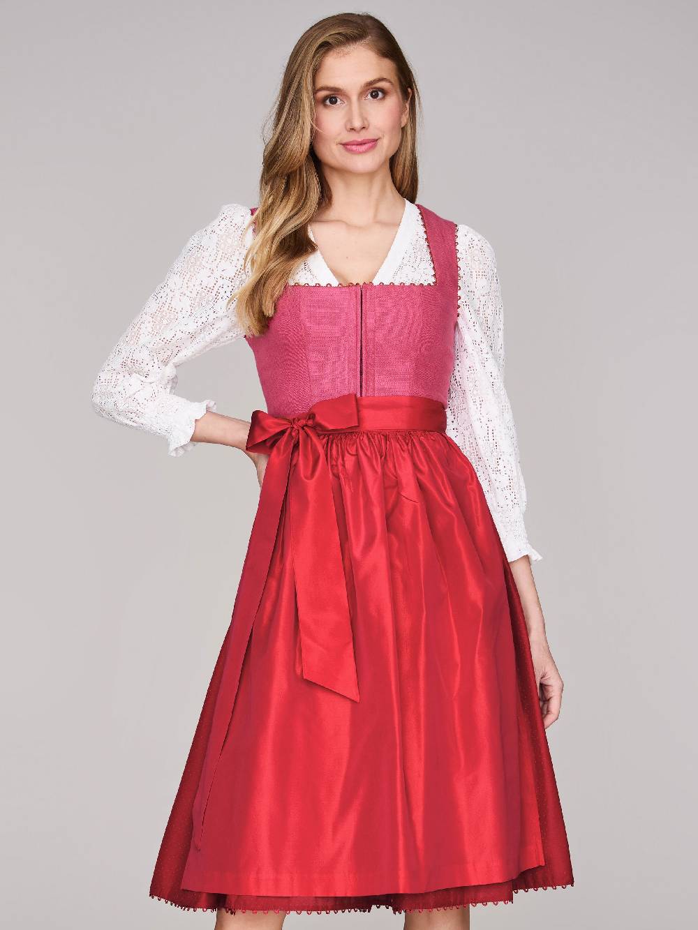 Limberry Weiße Dirndlbluse mit langen Ärmeln - CHIARA Black Friday