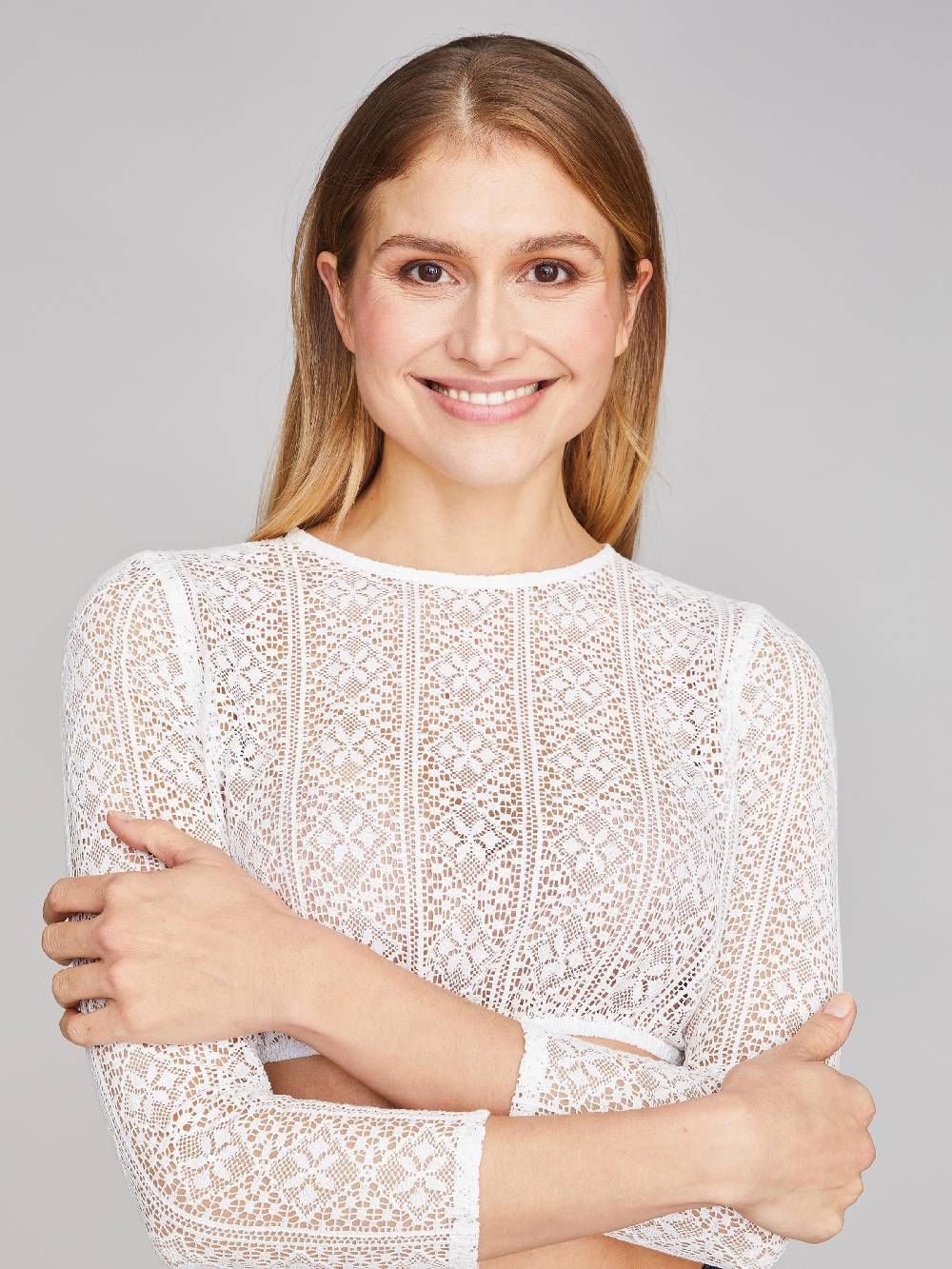 Limberry Weiße Dirndlbluse mit trachtigem Muster - VALENTINA Saisonale Angebote