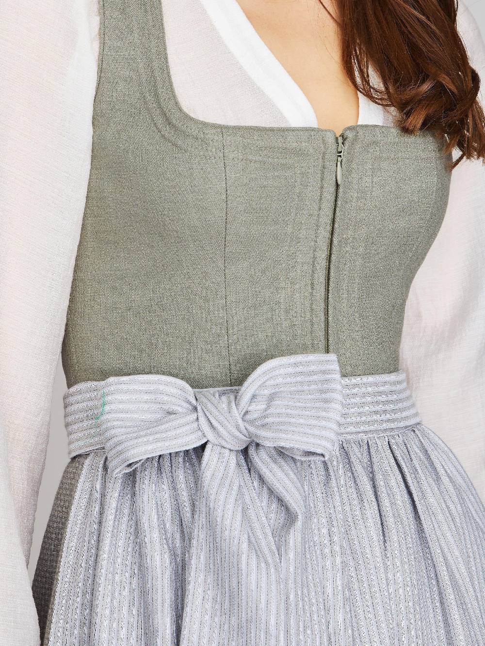 Limberry Grünes Dirndl aus Leinen - CLAIRE MISTY GREEN Fabrikladen