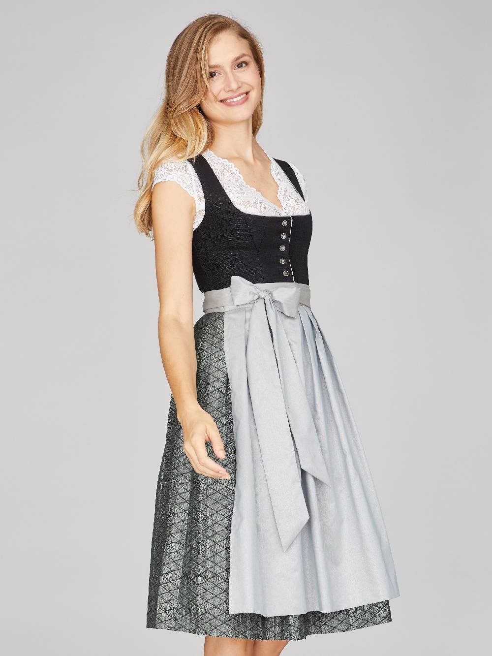 Limberry Schwarzes Dirndl mit Knöpfen - FRAUKE Große Rabatte