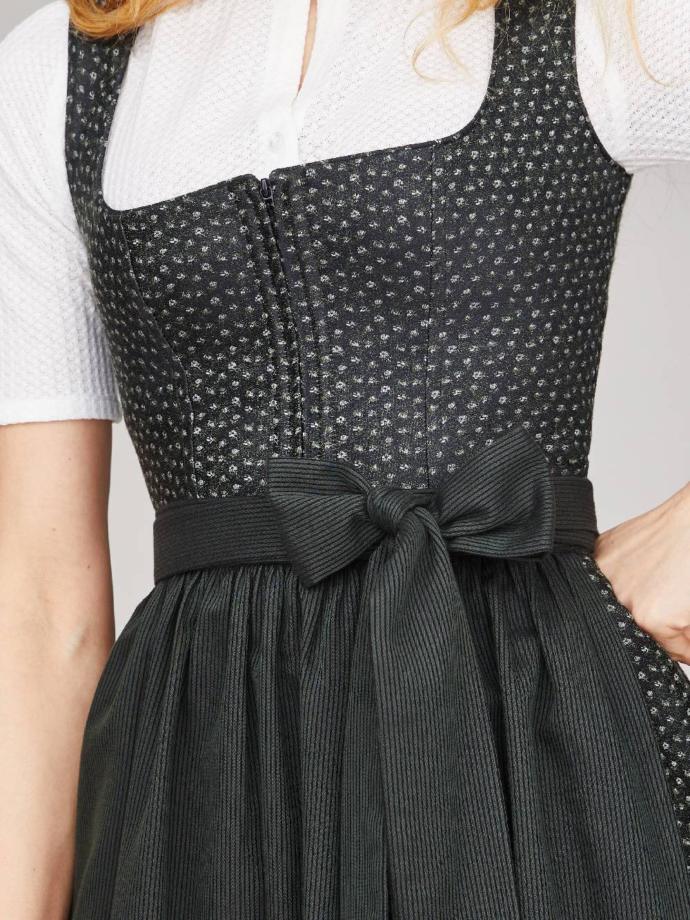 Limberry Geblümtes schwarzes Dirndl - JEZEBEL SMOKY BLACK Bis zu 55% Rabatt