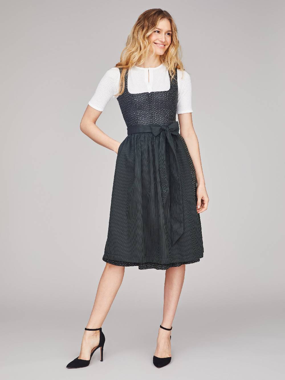 Limberry Geblümtes schwarzes Dirndl - JEZEBEL SMOKY BLACK Bis zu 55% Rabatt