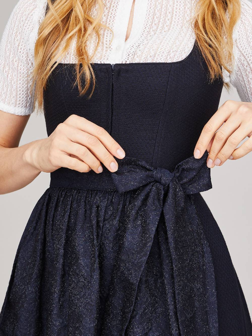 Limberry Dunkelblaues strukturiertes Dirndl - RAVEN MIDNIGHT BLUE Nur noch ein Tag übrig