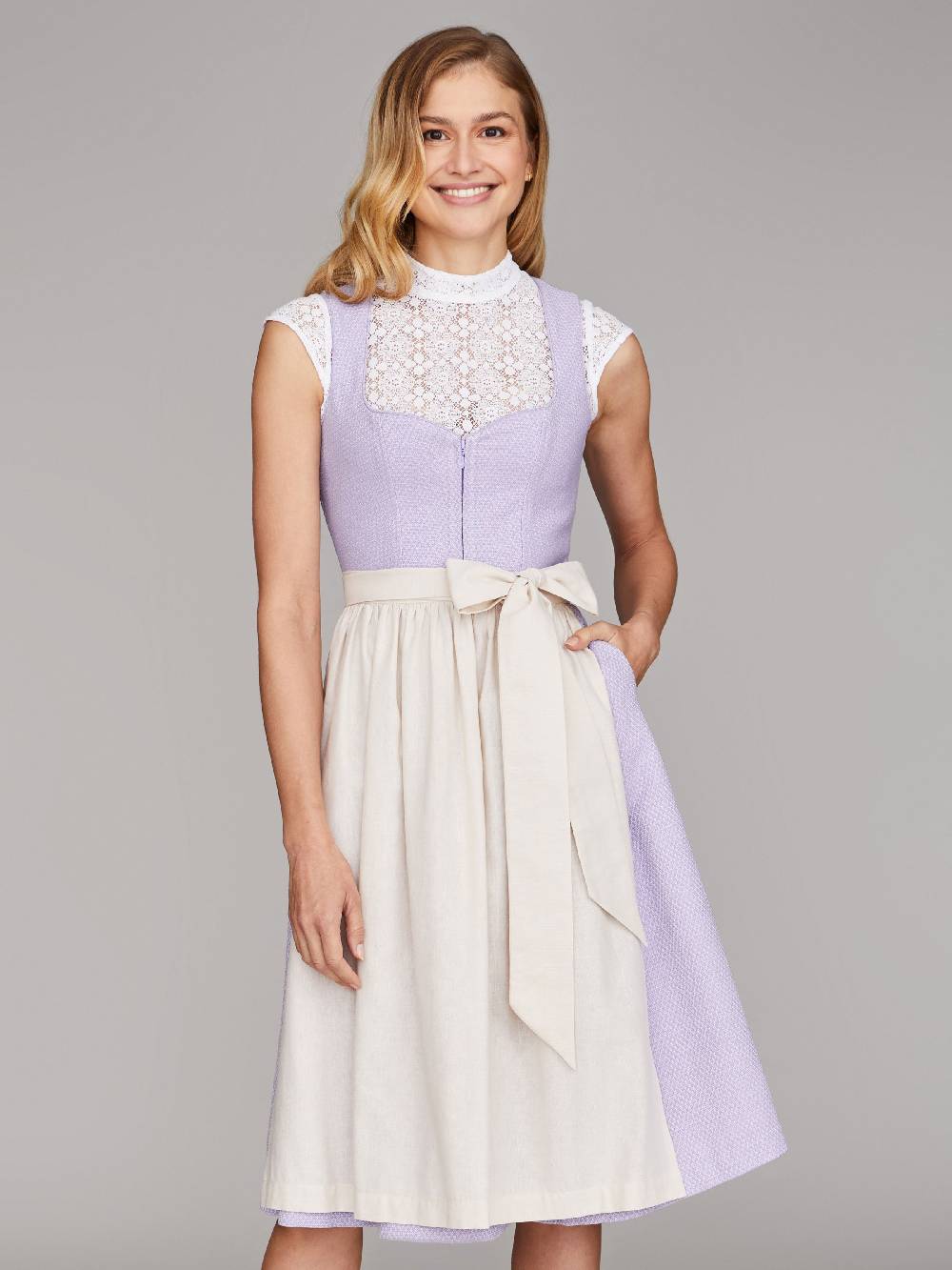 Limberry Flieder-farbenes Dirndl - JOAN PALE LAVENDER Im Verkauf
