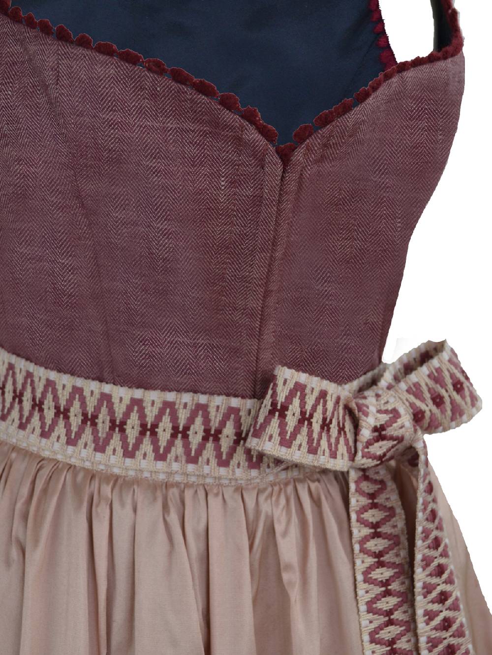 Limberry Leinen-Dirndl in Beere - CASABLANCA BEERE Online Shopping