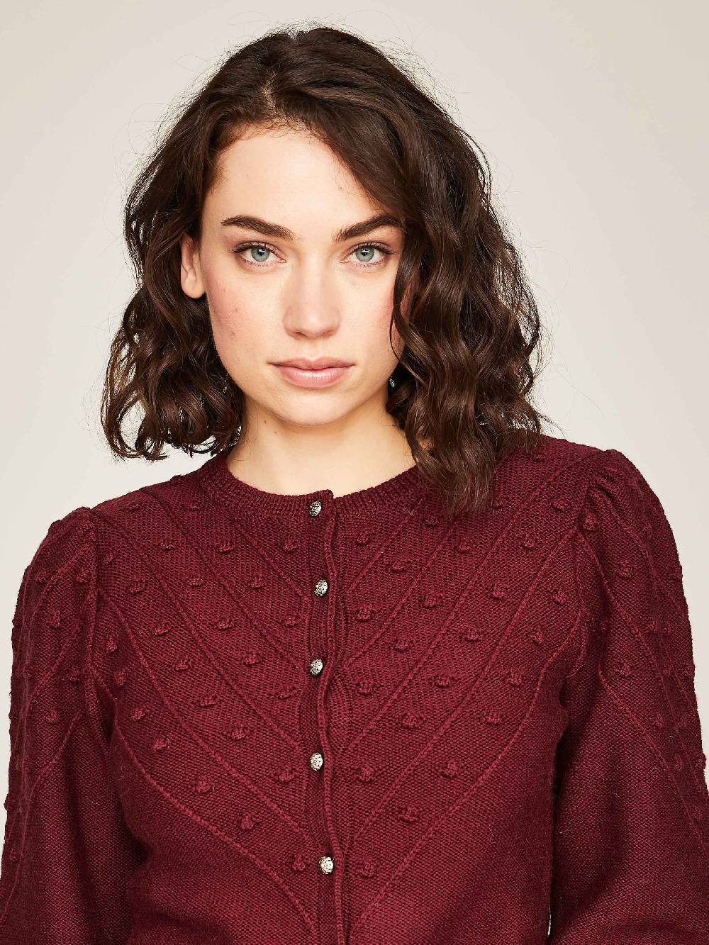 Limberry Weinrote Strickjacke mit Puffarm - MIA Preisnachlass