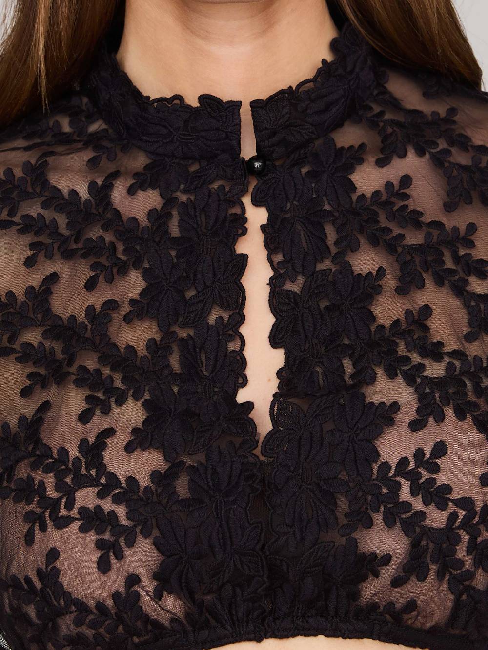 Limberry Schwarze Dirndlbluse mit Flügelarm - ESTHER Neueste Mode