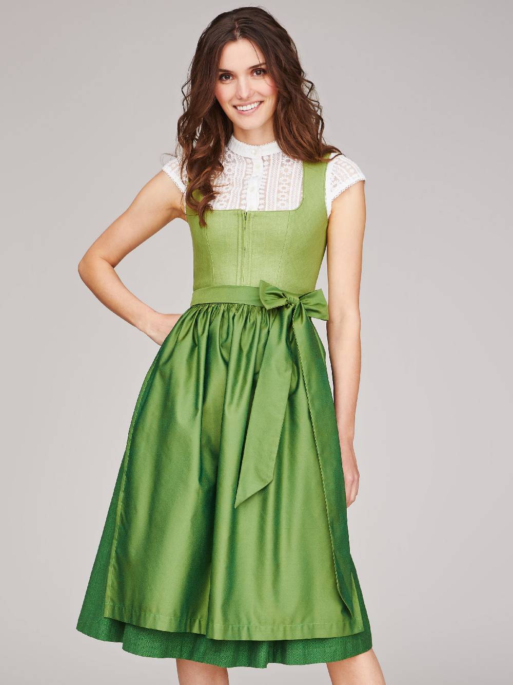 Limberry Dirndlbluse in Weiß mit Flügelarm - RUTH Super Sparpreis
