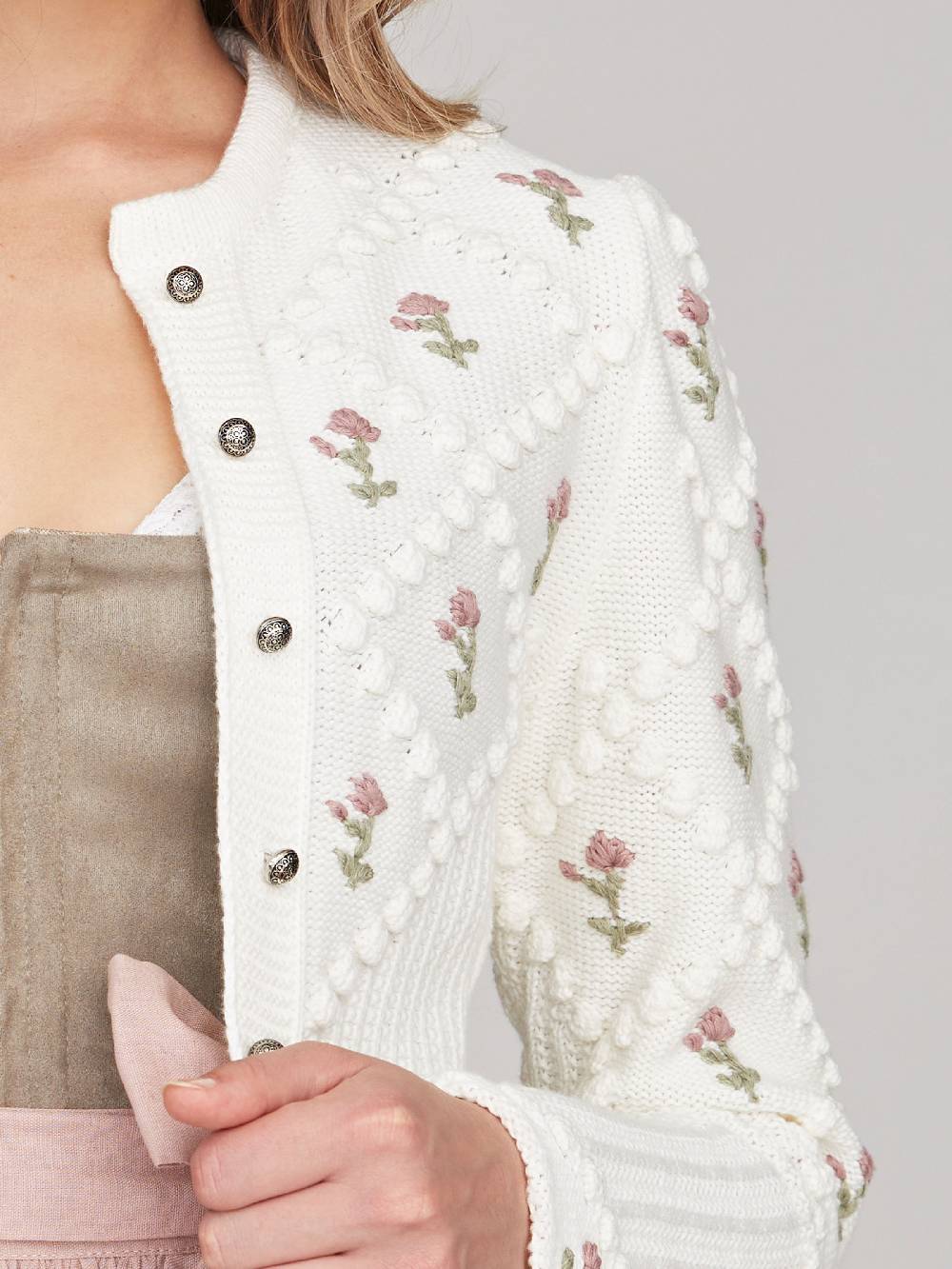 Limberry Cremeweiße Strickjacke mit rosa Blumenstickerei - ROMY Bis zu 50% Rabatt