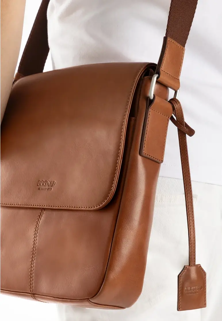 Lloyd MESSENGER BAG Art. C14-12003-OG 2025