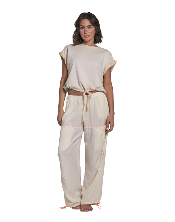 Love Joy Victory Crop T-Shirt Genti Fabrikpreis