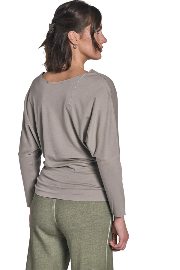 Love Joy Victory Longsleeve T-Shirt Baula Bestseller