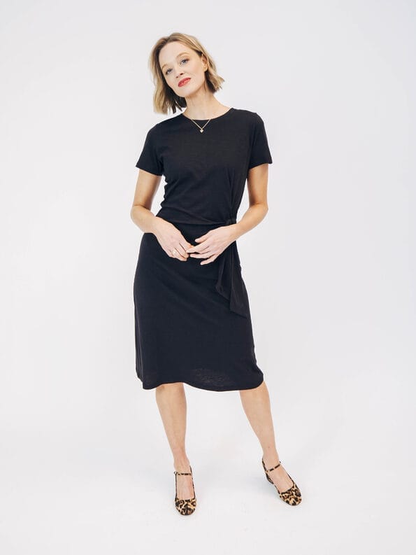 Mademoiselle YéYé Shirtkleid mit Knotendetail aus Bio-Baumwolle Vierteljährliche Förderung