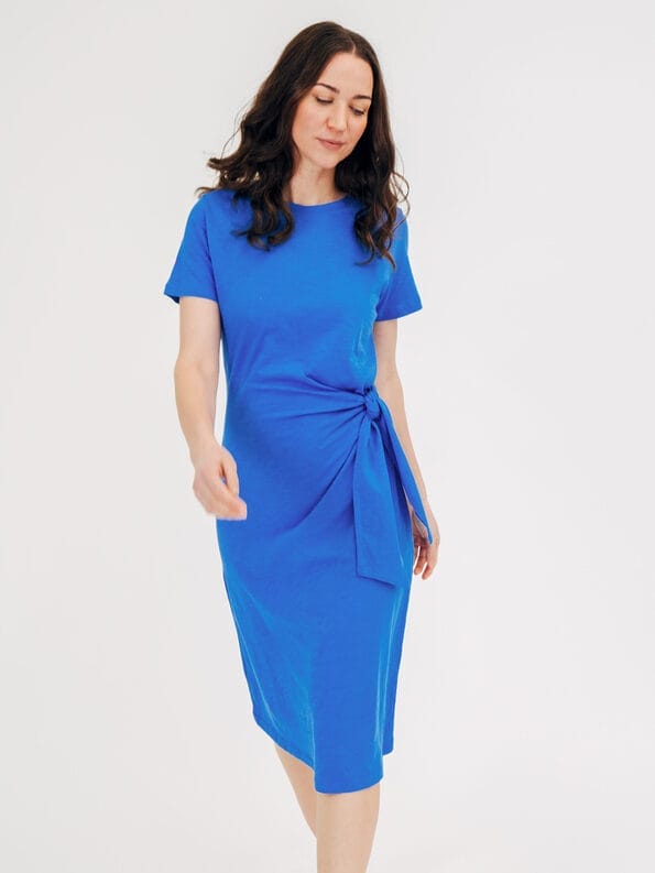 Mademoiselle YéYé Shirtkleid mit Knotendetail aus Bio-Baumwolle 2025