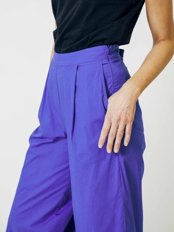 Mademoiselle YéYé Bundfaltenhose mit verkürztem Bein und Bindeband Günstiger Verkauf