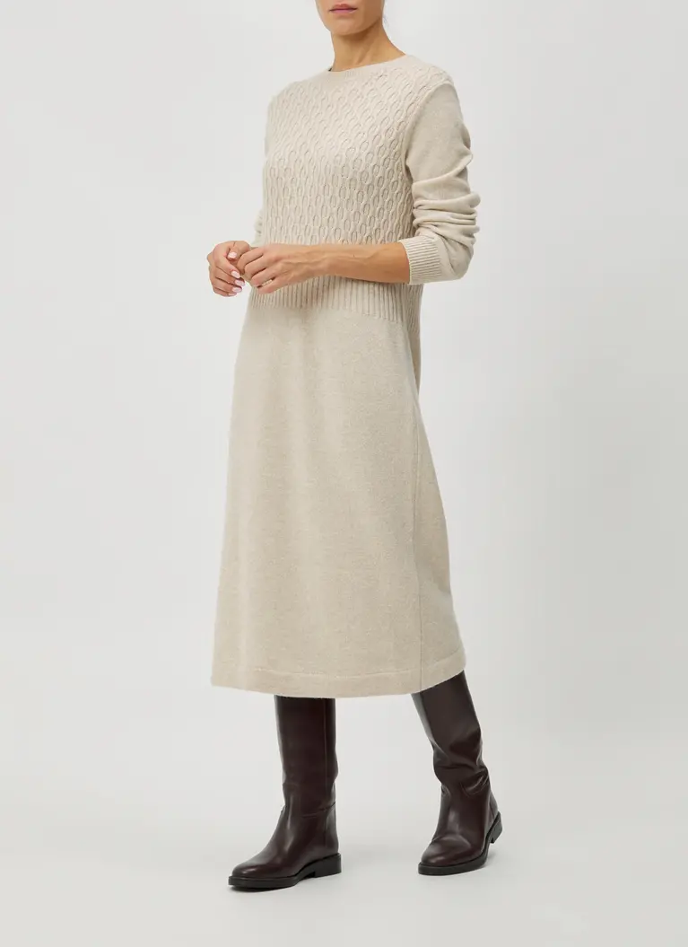 Maerz Muenchen Kleid100% SchurwolleArt. Nr. 397000-112 Valentinstagsangebot