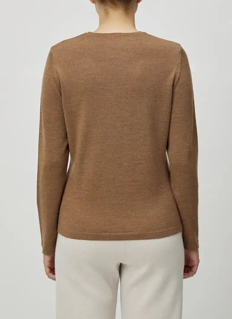 Maerz Muenchen V-Ausschnitt Pullover100% MerinowolleArt. Nr. 300000-107 Jubiläumsangebot