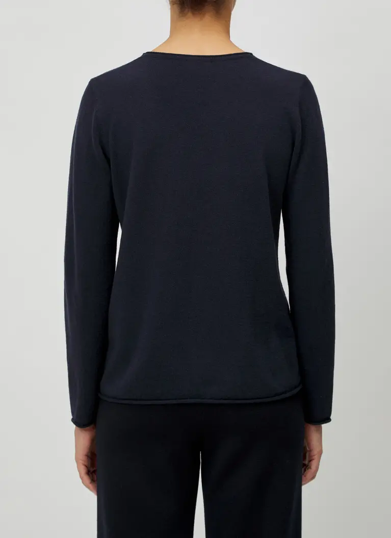 Maerz Muenchen V-Ausschnitt Pullover100% MerinowolleArt. Nr. 349500-399 Rabatte dieses Monats