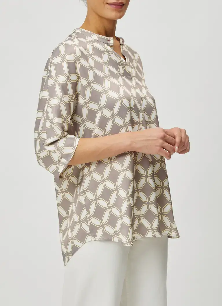 Maerz Muenchen Stehkragen-Bluse100% ViskoseArt. Nr. 153201-528 Großer Ausverkauf