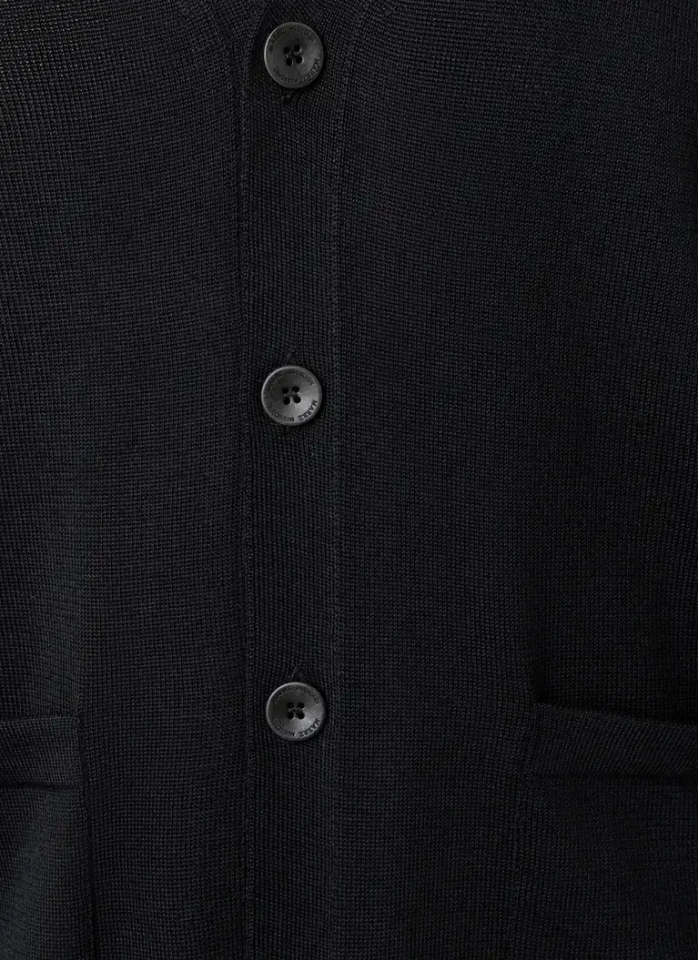 Maerz Muenchen Strick Cardigan100% MerinowolleArt. Nr. 581000-595 Exklusive Angebote