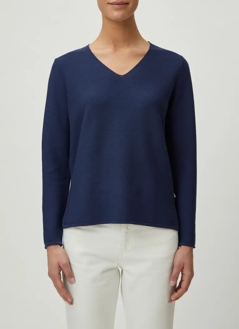Maerz Muenchen V-Pullover100% BiobaumwolleArt. Nr. 339200-358 Black Friday