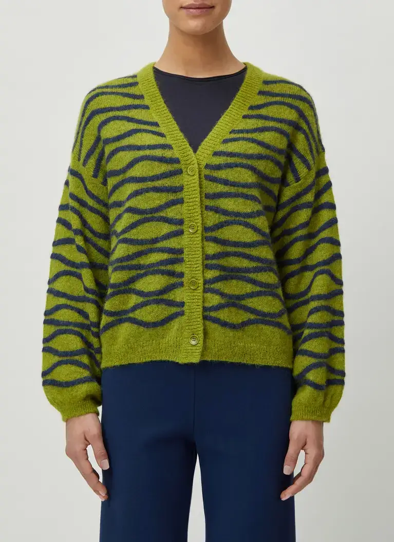 Maerz Muenchen StrickjackeAlpaka-Mohair-MixArt. Nr. 255801-282 Valentinstagsangebot
