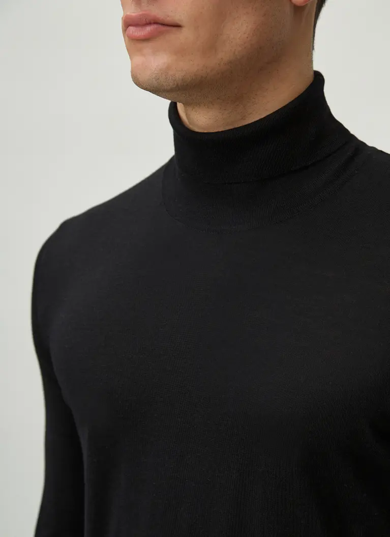 Maerz Muenchen RollkragenpulloverMerino-Seide-CashmereArt. Nr. 426500-595 Vierteljährliche Förderung