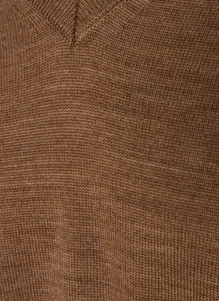 Maerz Muenchen V-Ausschnitt Pullover100% MerinowolleArt. Nr. 498840-170 Exklusivangebot