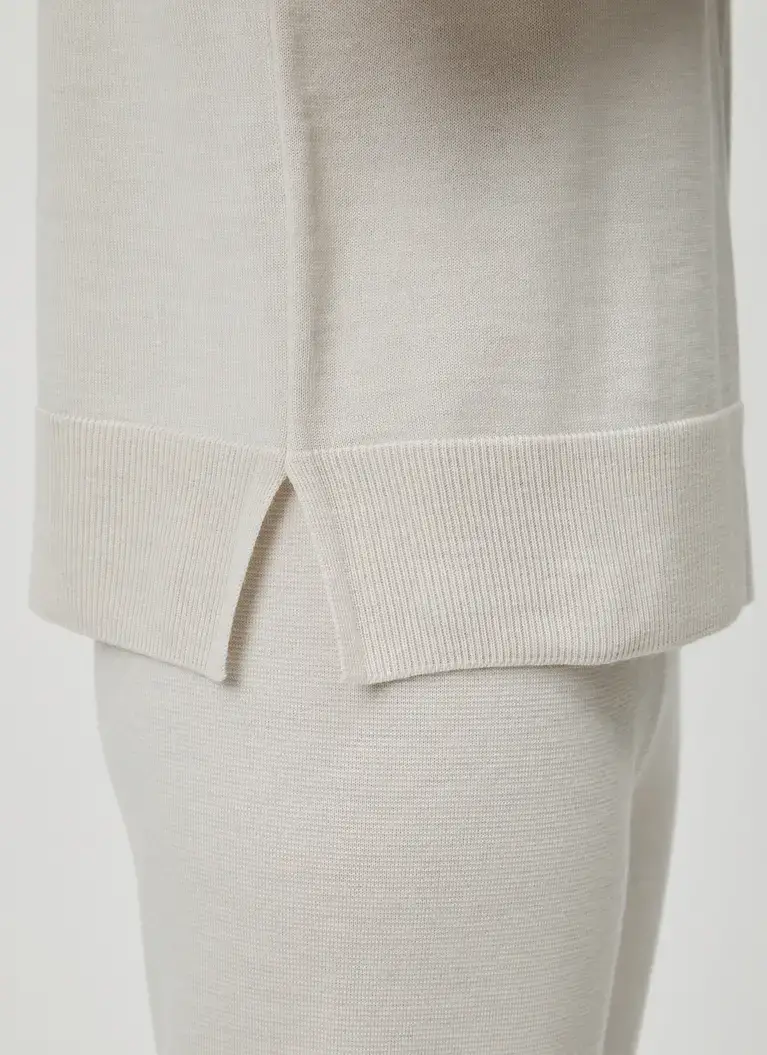 Maerz Muenchen Strickjacke100% MerinowolleArt. Nr. 203000-509 Begrenztes Angebot