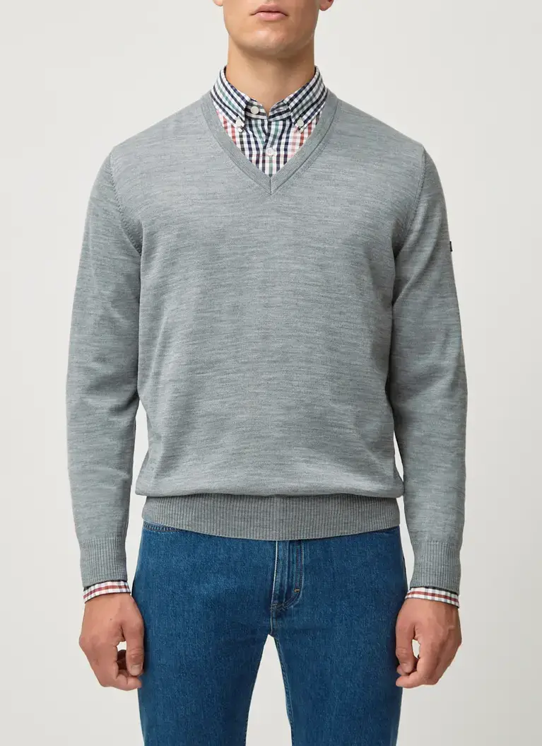 Maerz Muenchen V-Pullover100% MerinowolleArt. Nr. 490400-544 50% Rabatt mit kostenlosem Versand