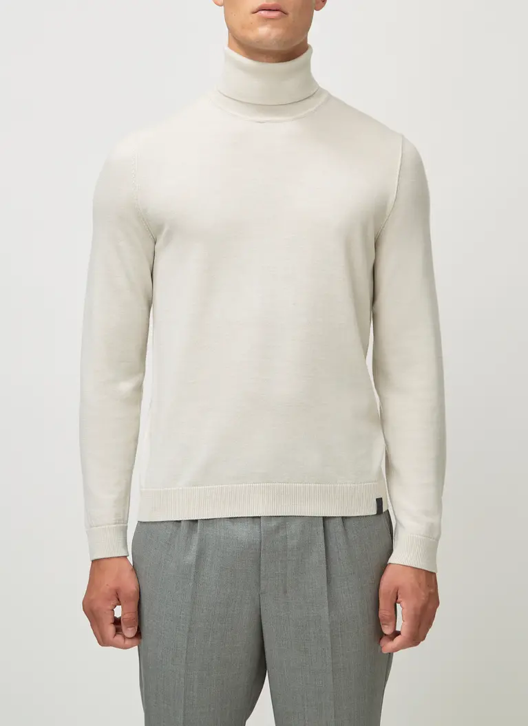 Maerz Muenchen Rollkragenpullover100% MerinowolleArt. Nr. 420600-132 Auslauf