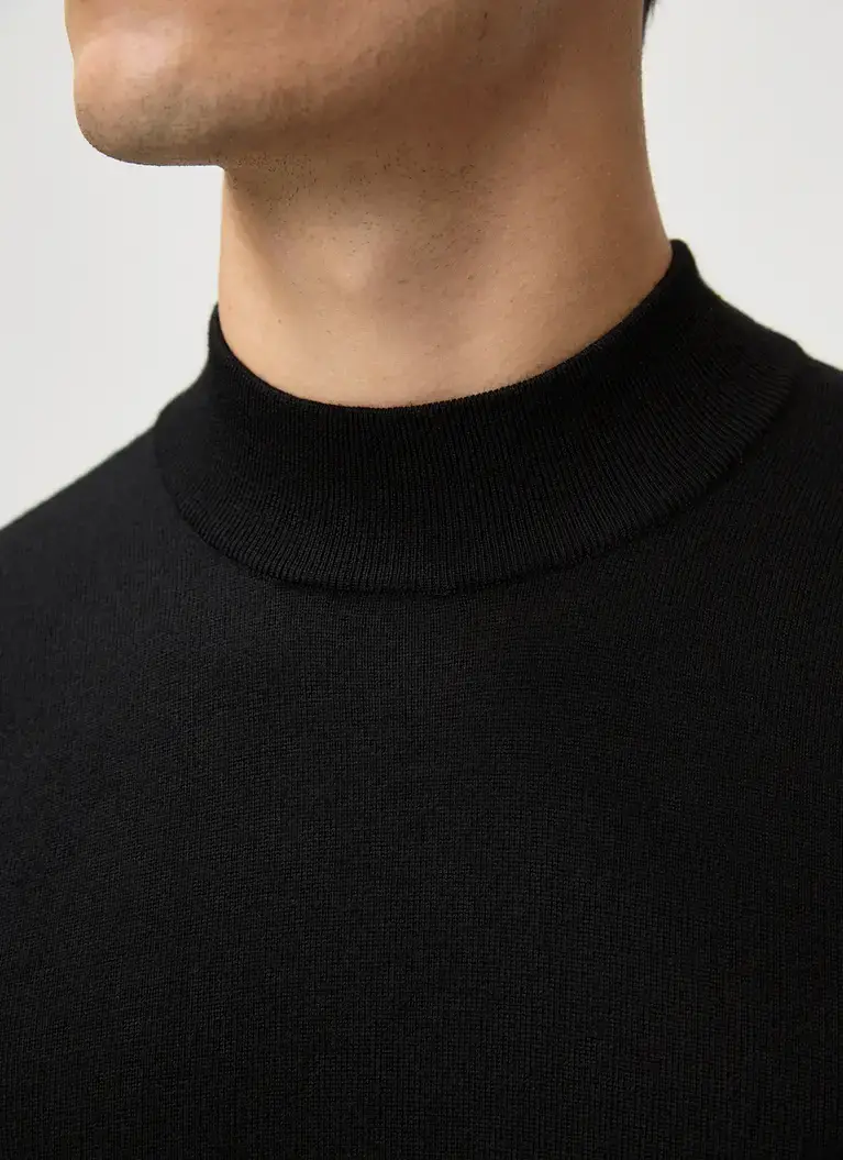 Maerz Muenchen Stehkragenpullover100% MerinowolleArt. Nr. 420300-595 Black Friday