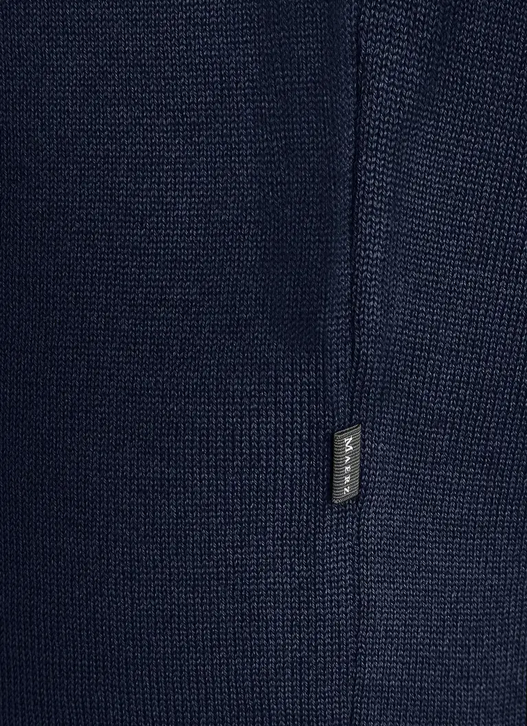 Maerz Muenchen V-Pullover100% MerinowolleArt. Nr. 490400-399 Saisonale Angebote