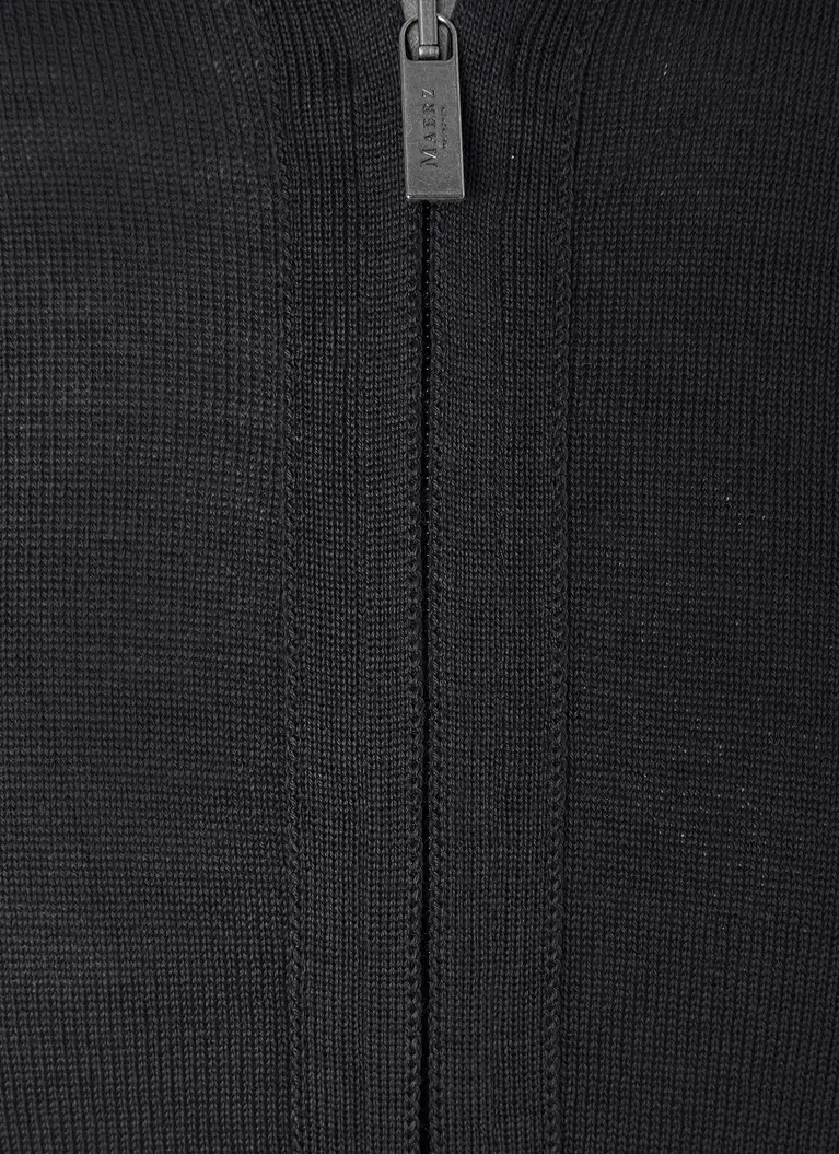Maerz Muenchen Strickblouson100% MerinowolleArt. Nr. 585600-595 Sonderangebot der Fabrik